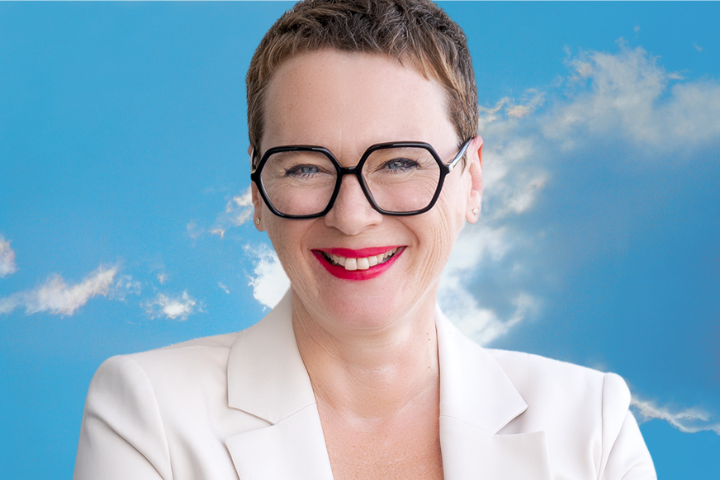 Portrait von Eva Schobesberger, Vorstandsmitglied des Klima-Bündnis und Stadträtin aus Linz